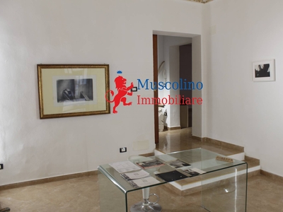 Casa indipendente con terrazzo, Mazara del Vallo centro