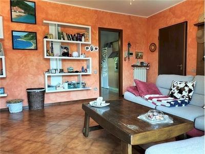 Vendita Appartamento Via Rovereto, 11, Laveno-Mombello