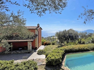 Villa in vendita 2 Stanze da letto a Lerici