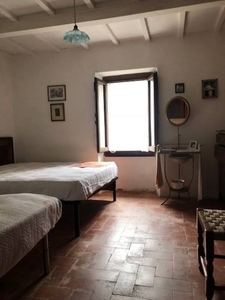 Appartamento a Castel San Niccolò, 5 locali, 1 bagno, 130 m²