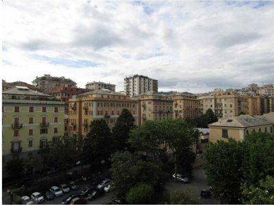 Appartamento in Affitto a Genova via G. B. D'Albertis