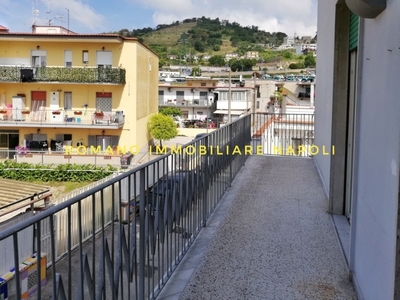 Appartamento in Affitto a Napoli Via Raffaele Ruggiero