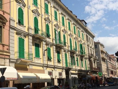 Appartamento in Affitto a Sanremo Via Roma 93