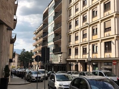Appartamento in Corso Giuseppe Garibaldi, Benevento, 5 locali, 1 bagno