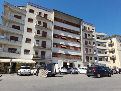 Appartamento in Piazza Risorgimento 13, Benevento, 170 m², 1° piano