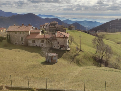 Appartamento in Vendita a Alzano Lombardo via Bracc