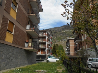 Appartamento in Vendita a Aosta CORSO SAINT MARTIN DE CORLEANS