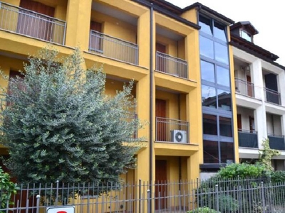 Appartamento in Vendita a Bergamo Via Pizzo Recastello