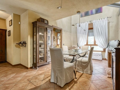 Appartamento in vendita a Bologna Saffi