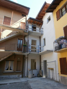 Appartamento in Vendita a Brembate di Sopra via Monte Grappa