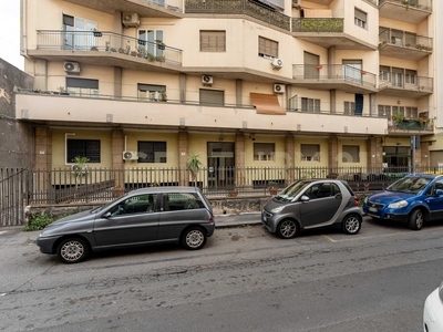 Appartamento in Vendita a Catania Via Faraci