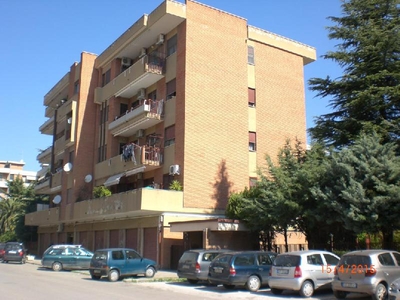 Appartamento in Vendita a Foggia via Castrillo
