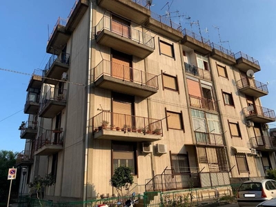 Appartamento in Vendita a Giarre Via Romagna
