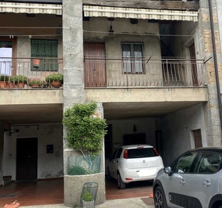 Appartamento in Vendita a Montorfano via Brianza