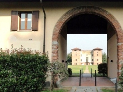 Appartamento in Vendita a Pieve Emanuele castello di tolcinasco