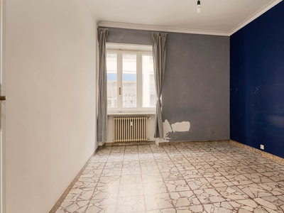 Appartamento in vendita a Torino Nizza Millefonti