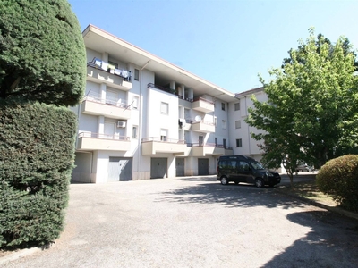 Appartamento in Via mascagni 2, Benevento, 7 locali, 2 bagni, 136 m²