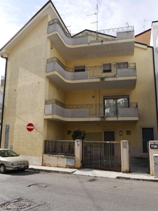 Appartamento in Via San Vincenzo da Paoli 5, Santeramo in Colle