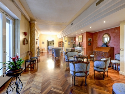 Appartamento in Via Solferino 6, Brescia, 5 locali, 3 bagni, 321 m²