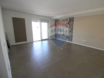 Attico in Via Livenza, Modugno, 4 locali, 2 bagni, con box, 180 m²