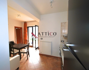 Bilocale a Pratola Serra, 1 bagno, giardino in comune, arredato, 50 m²