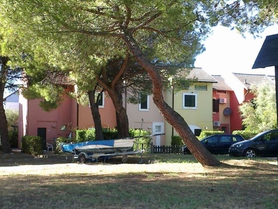 Casa Bi - Trifamiliare in Affitto a Rosolina Albarella