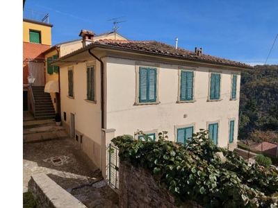 Casa indipendente in vendita a Coreglia Antelminelli, via del forte 68