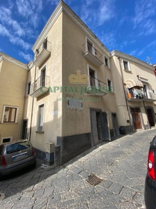 Casa indipendente a Mugnano del Cardinale, 6 locali, 2 bagni, 120 m²