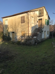 Casa indipendente in Vendita a Ascoli Piceno Via Carpigana