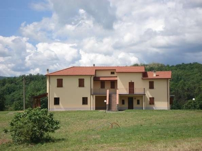 Casa indipendente in Vendita a Bagnone Corvarola