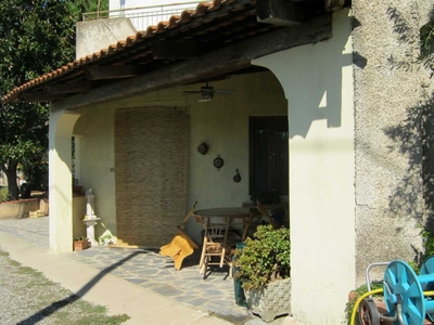 Casa indipendente in Vendita a Cassano all'Ionio