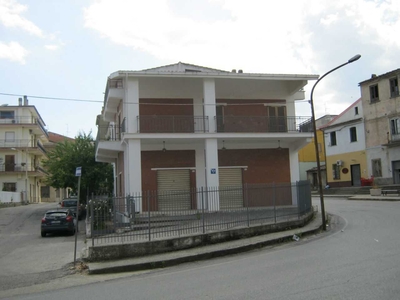 Casa indipendente in Vendita a Cassano all'Ionio Via Marroncelli