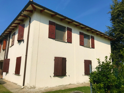 Casa indipendente in Vendita a Castello d'Argile Via Zambeccari 42