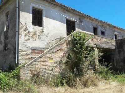 Casa indipendente in Vendita a Colonnella Strada Provinciale 3