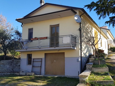 Casa indipendente in Vendita a Cortona Località Cortoreggio