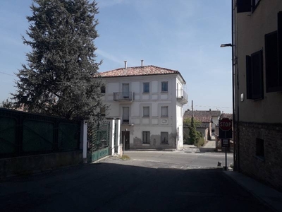 Casa indipendente in Vendita a Magliano Alfieri VIA ADELE ALFIERI