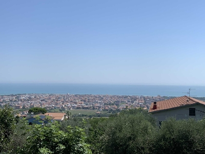 Casa indipendente in Vendita a Martinsicuro prima collina