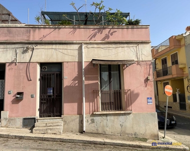 Casa indipendente in Vendita a Pachino via Plebiscito