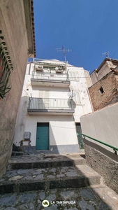 Casa indipendente in Vendita a Pagliara via carabinieri
