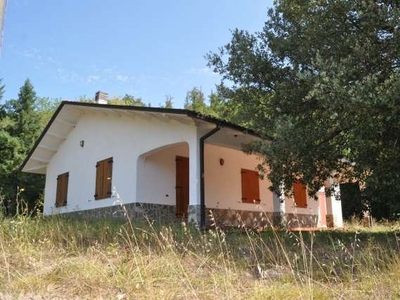 Casa indipendente in Vendita a Villafranca in Lunigiana Quercia Torta