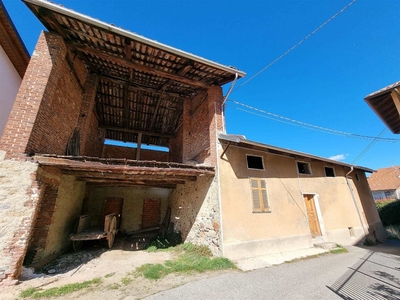 Casa indipendente in Via berlanghino 8, Cossato, 5 locali, 1 bagno
