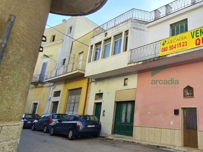 Casa indipendente in Via Giordano 4, Rutigliano, 4 locali, 2 bagni