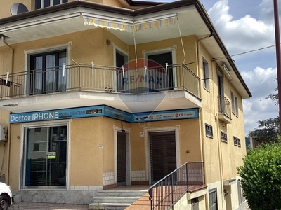 Casa indipendente in Via san Rocco, Limatola, 7 locali, 2 bagni