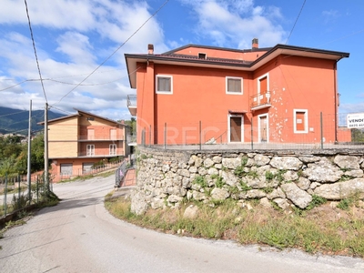 Casa semindipendente in Via Madonna del Carmine, Altavilla Irpina