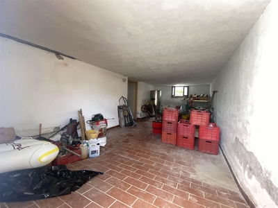 Casa singola in zona Dogana a Luni