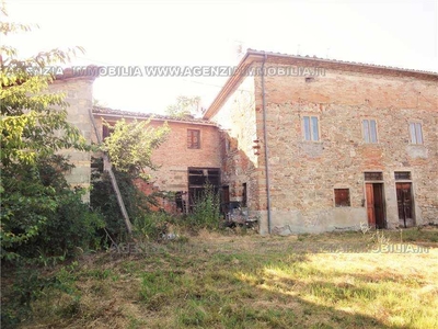 Casale in Vendita a Anghiari