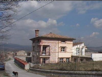 Casale in Vendita a San Massimo Cerreto
