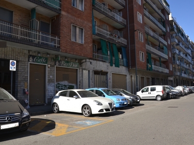 Locale commerciale in Affitto a Torino Via Palma di Cesnola 42