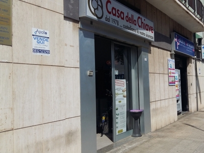 Locale commerciale in Vendita a Lecce Piazza L. Ariosto