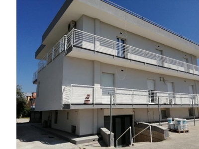 Appartamento in vendita a Giugliano in Campania, Frazione Lido Di Licola, Via S. Nullo 68b